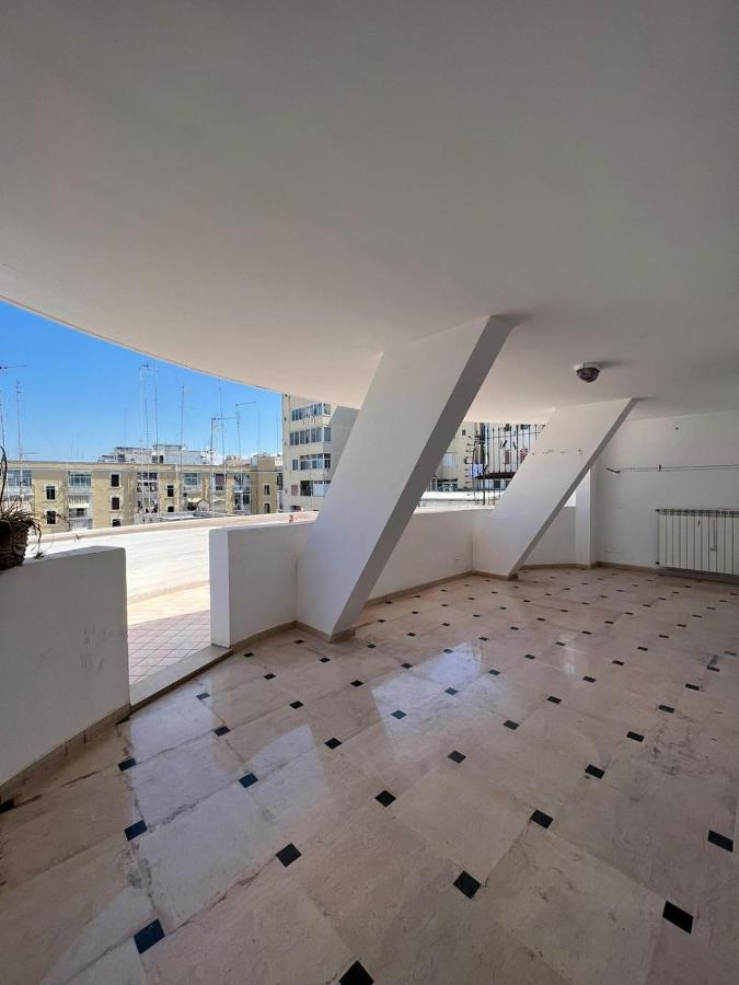 Terrazza Rue Ragusa Howme Bari Bagian luar foto